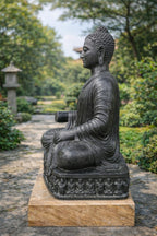 Seated Buddha – Black Stone Zen