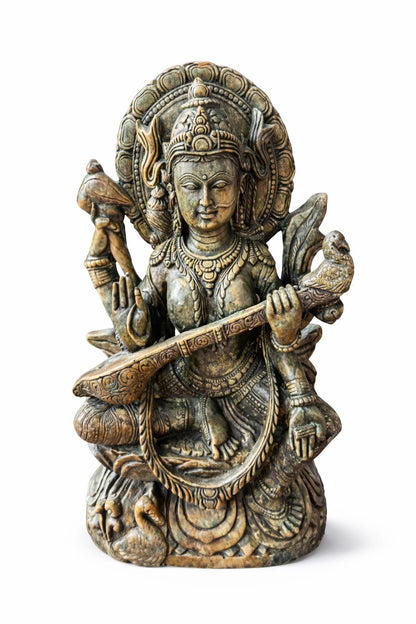 Saraswati – Emerald Stone Grace