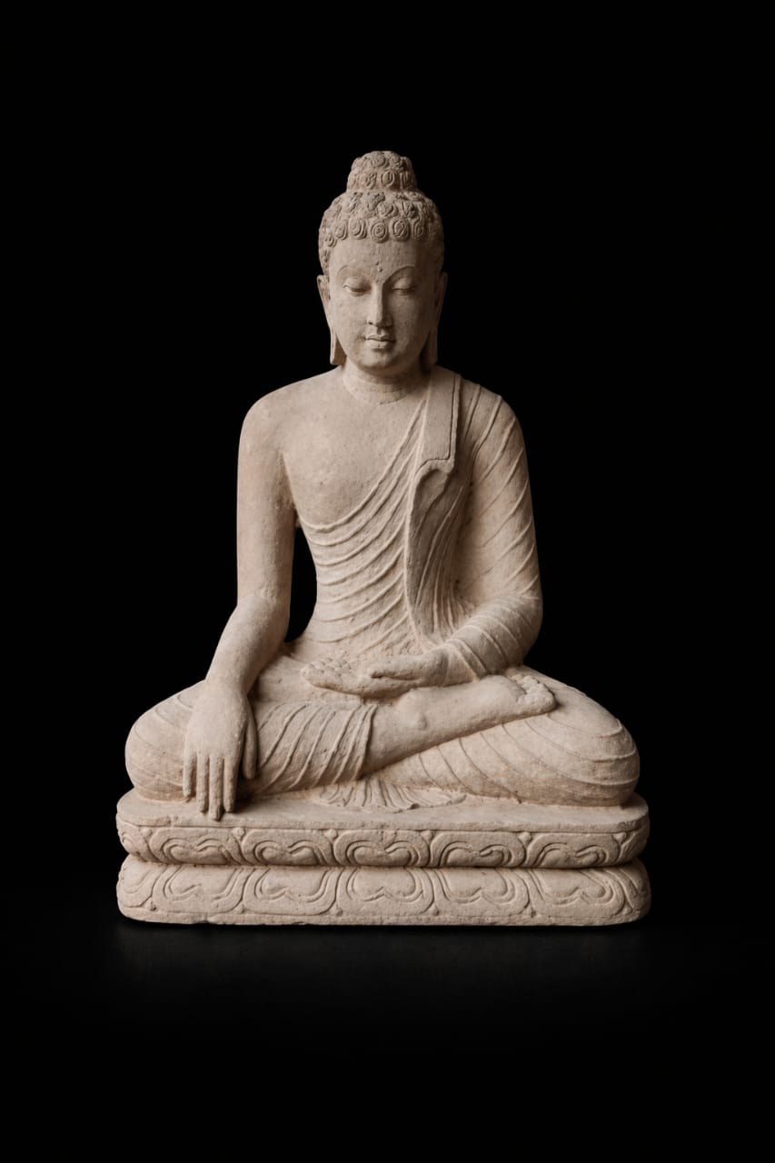 Vintage Buddha – Serene Form